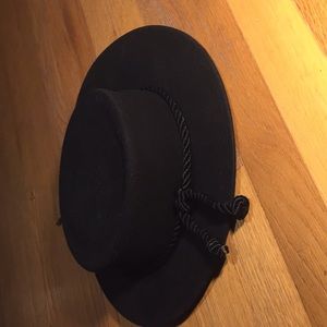 Bollman Hat